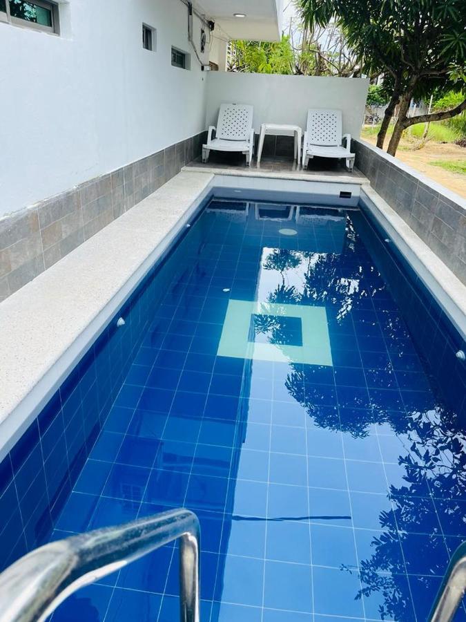Apartahotel Eden Coveñas מראה חיצוני תמונה