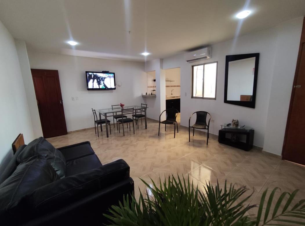 Apartahotel Eden Coveñas מראה חיצוני תמונה