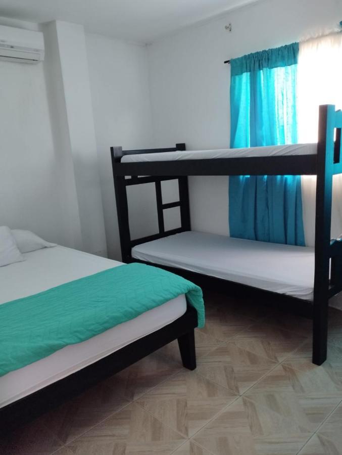Apartahotel Eden Coveñas מראה חיצוני תמונה